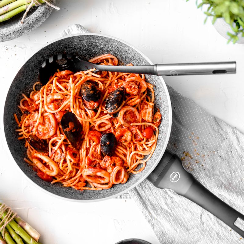 1227631-sarten-26-black-granite